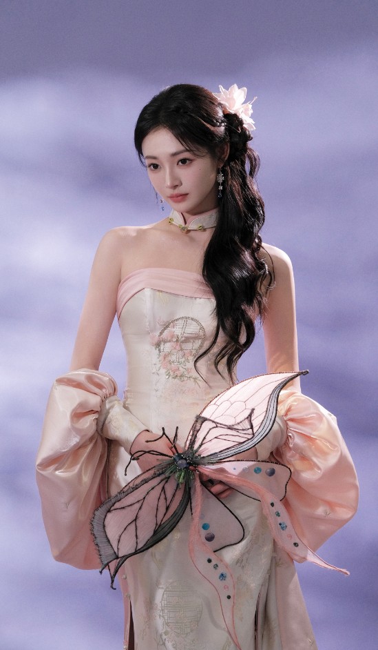 优配配件助手 粉黛少女周洁琼